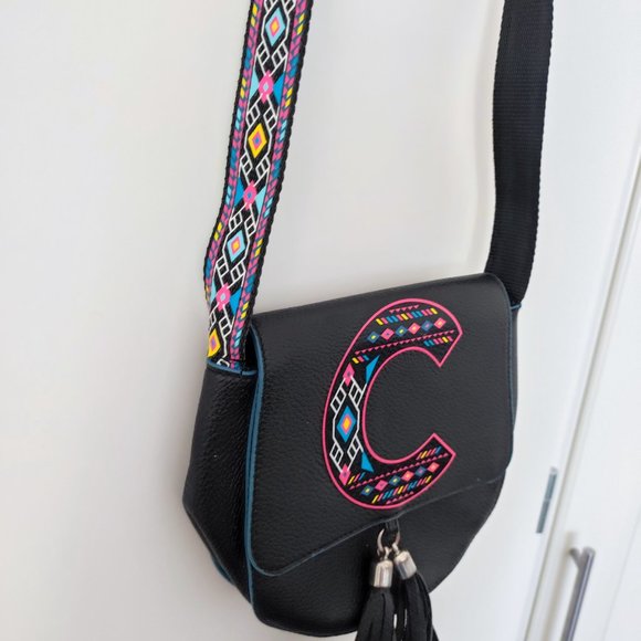 Justice crossbody purse / bag  black with tassel - Picture 2 of 6